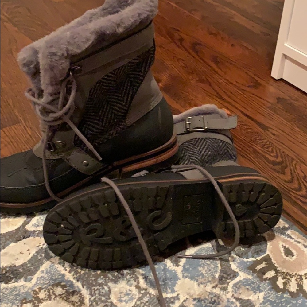 Winter boots - Picture 3 of 3